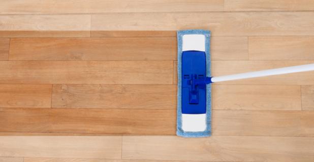 Zo reinig je gemakkelijk je houten vloer