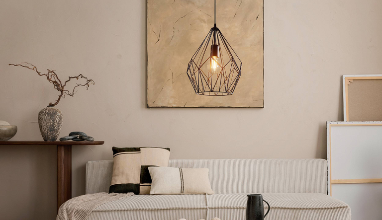 Sfeerverlichting in balans: hoe je een woonkamer goed uitlicht in 3 stappen