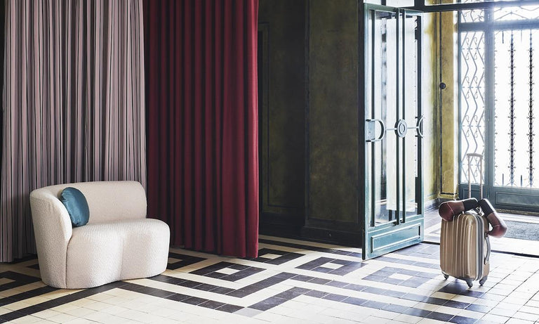 Welke raamdecoratie past bij een klassiek interieur?