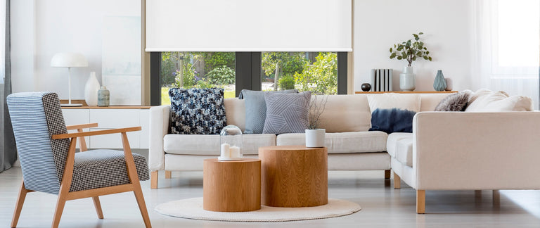 Hoe combineer je een rustig interieur met warmte en sfeer?