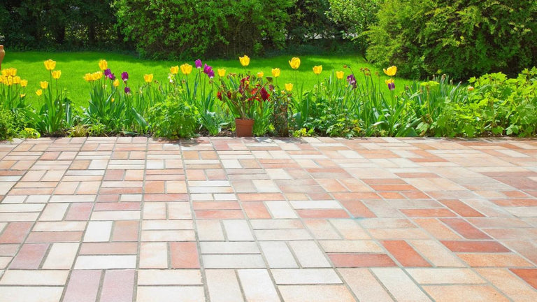 Bestrating in patronen: welke verschillende tegelpatronen kun je leggen?