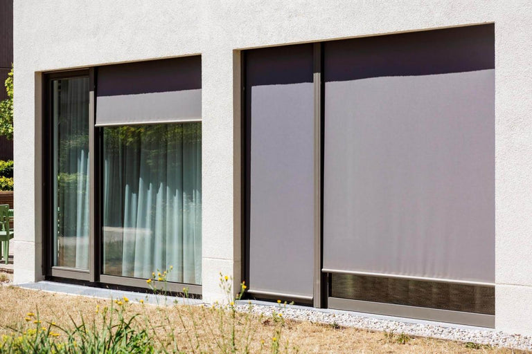 Een zonnedoek voor het raam zelf maken? Laat het Hubo doen