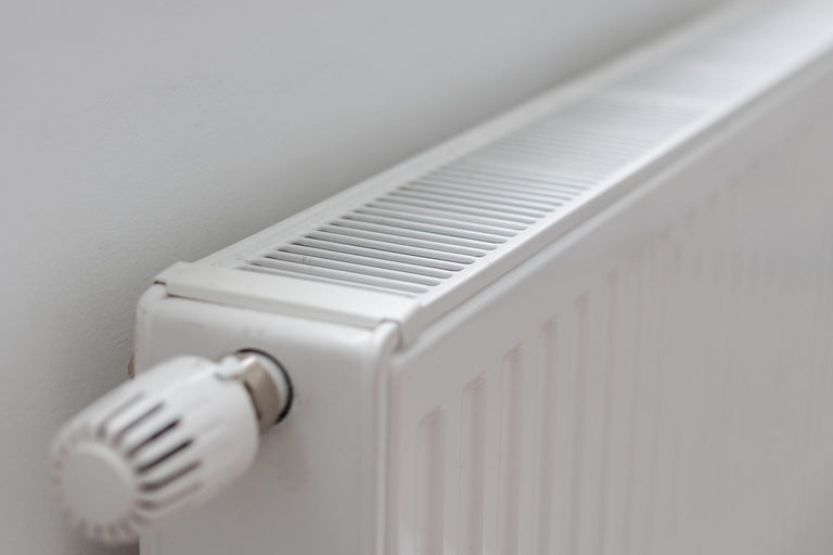 Radiator spuiten of schilderen? Handige tips voor hittebestendige lak