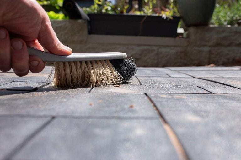 Vetvlekken uit je tegels na het BBQ'en verwijderen in 4 stappen