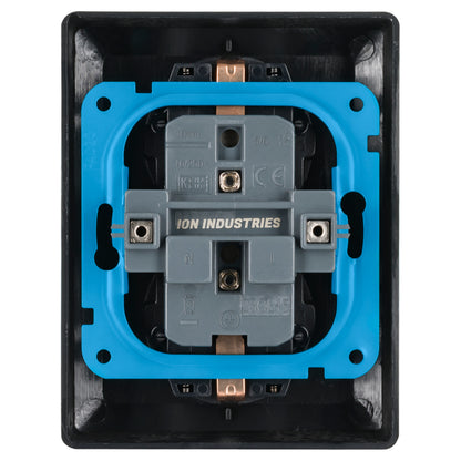 ION v1/j1 inb contactdoos 2v ra zw